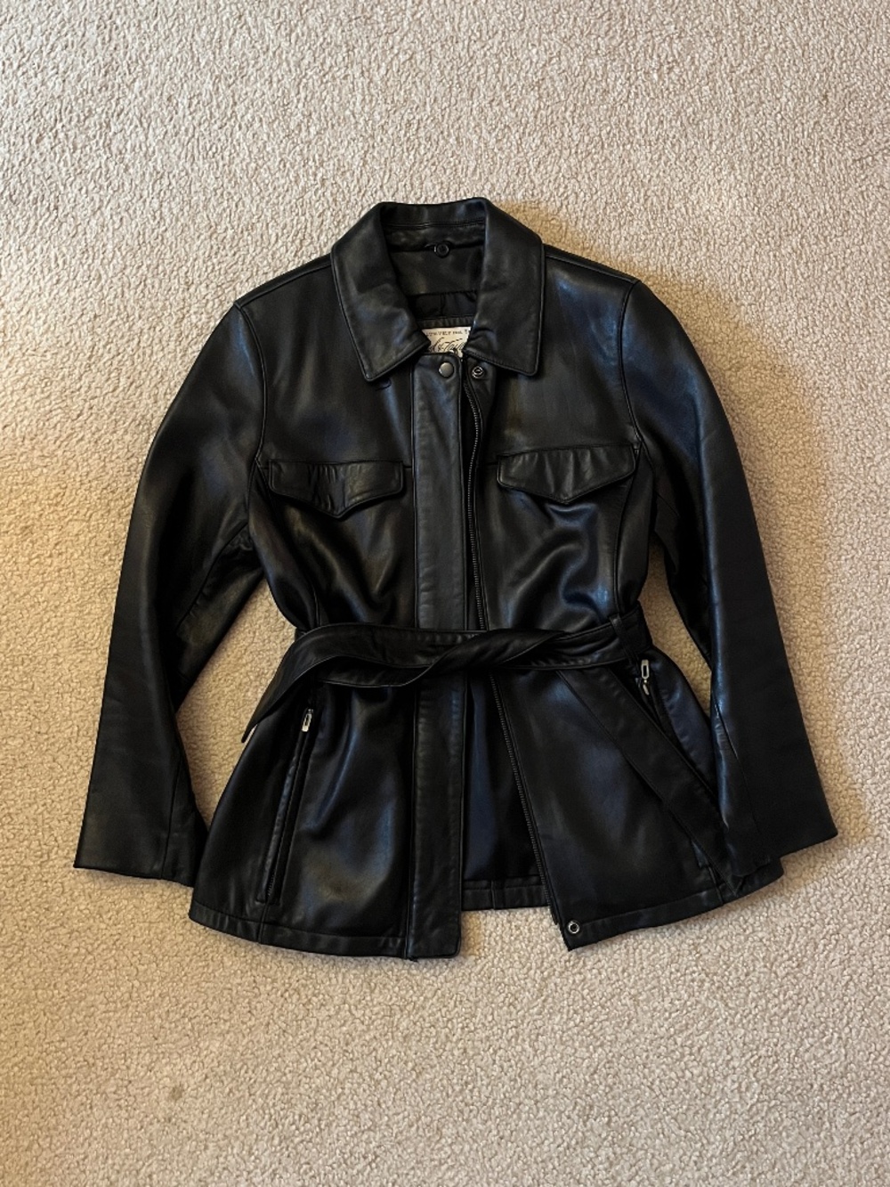 Lord and Taylor black leather zip belted jacket women's small